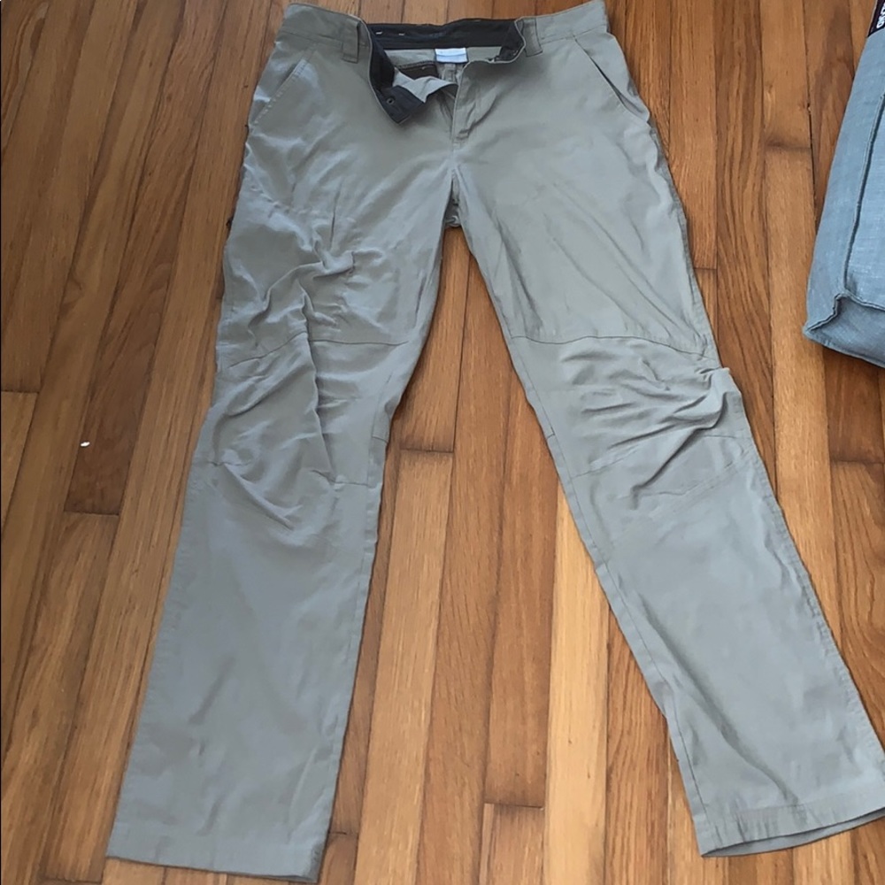 Columbia Omni Shield repellency pants 34/32